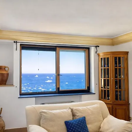 Lejlighedshotel Hotiday And View 3*